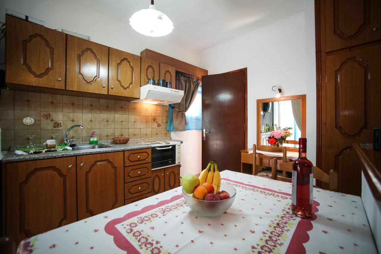 Apartments Mary Агиос Гордиос Екстериор снимка